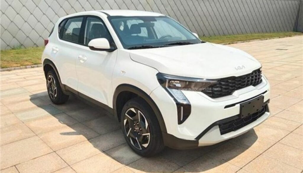 New kia Sonet Facelift looks इस दिन होने वाली हैं लॉन्च, सामने आईं बड़ी खबर, अब Tata और Maruti होगी बोलती बंद 4 image 134