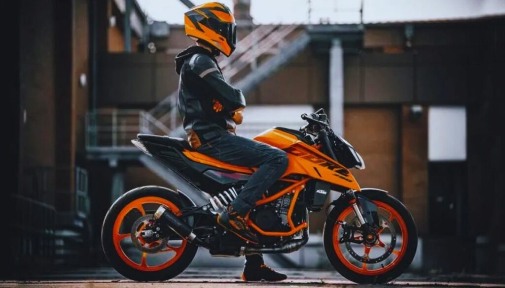 KTM Duke 390 Bike Top Speed देख आपके भी उड़ जायेंगे होश, Real Speed आई सामने, जानें सारी सच्चाई 6 image 7